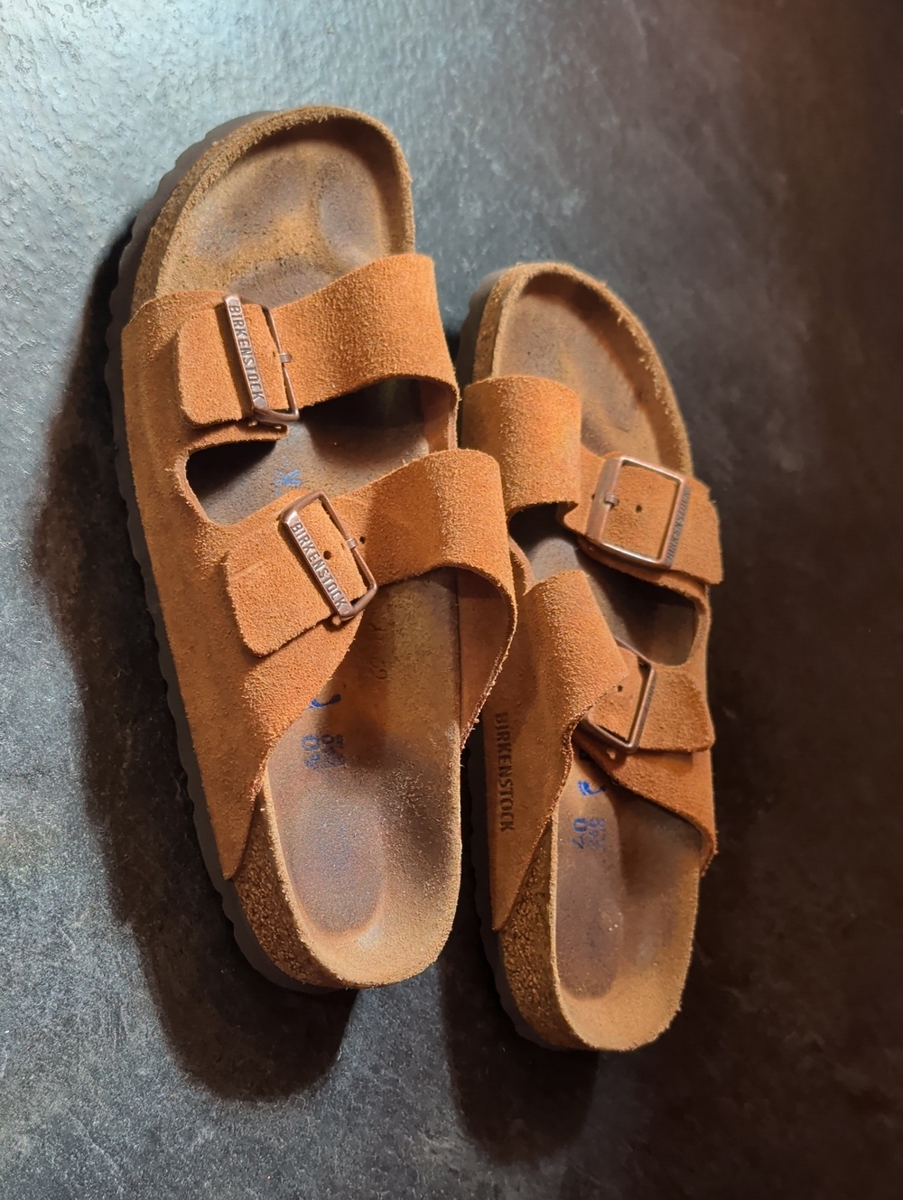 Birkenstock Arizona EU40 Narrow Suede Double Strap Sandals in Brown